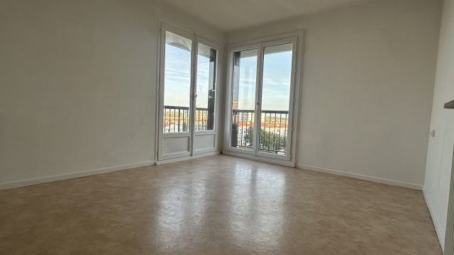 Appartement à PERPIGNAN – 76000€