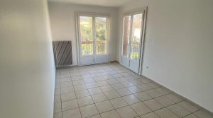 90-IMG_4508-6640757264324727936