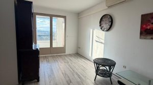 VERTEFEUILLE- T2 AVAC VUE DÉGAGÉE VERTEFEUILLE- T2 AVAC VUE DÉGAGÉE