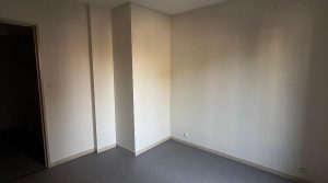 90-image6-10009776669176536843